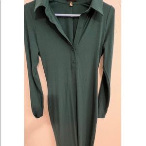 Beautiful ribbed lined green dress